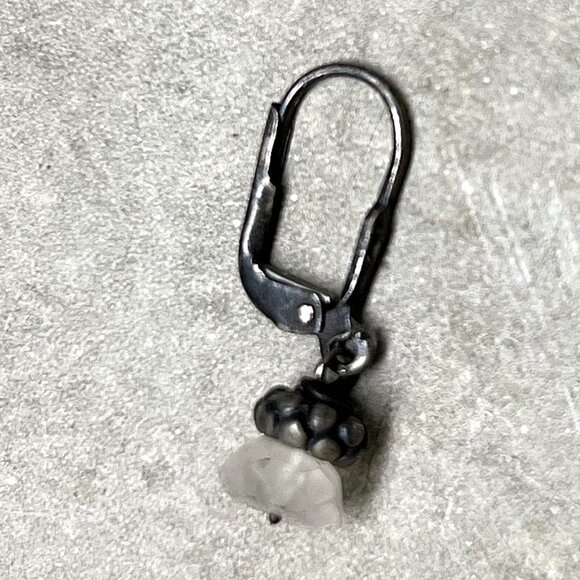 Vtg Sundance Catalog Rose Quartz Crystal Drop Pierced Earrings with Lever Backs - Picture 3 of 5